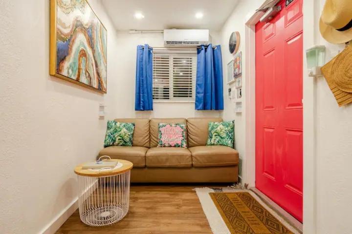 Stunning Little Havana Close To Airport, Calle Ocho, Brickell, Wynwood And The Beaches - Free Parking Apartamento Miami