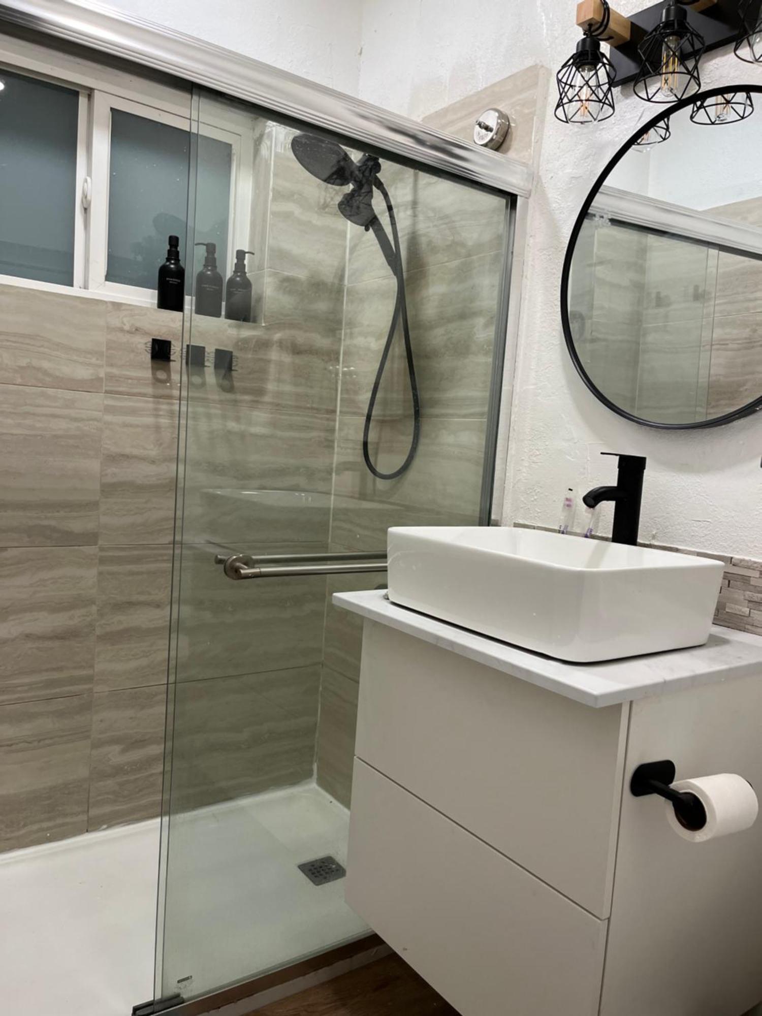 Stunning Little Havana Close To Airport, Calle Ocho, Brickell, Wynwood And The Beaches - Free Parking Miami